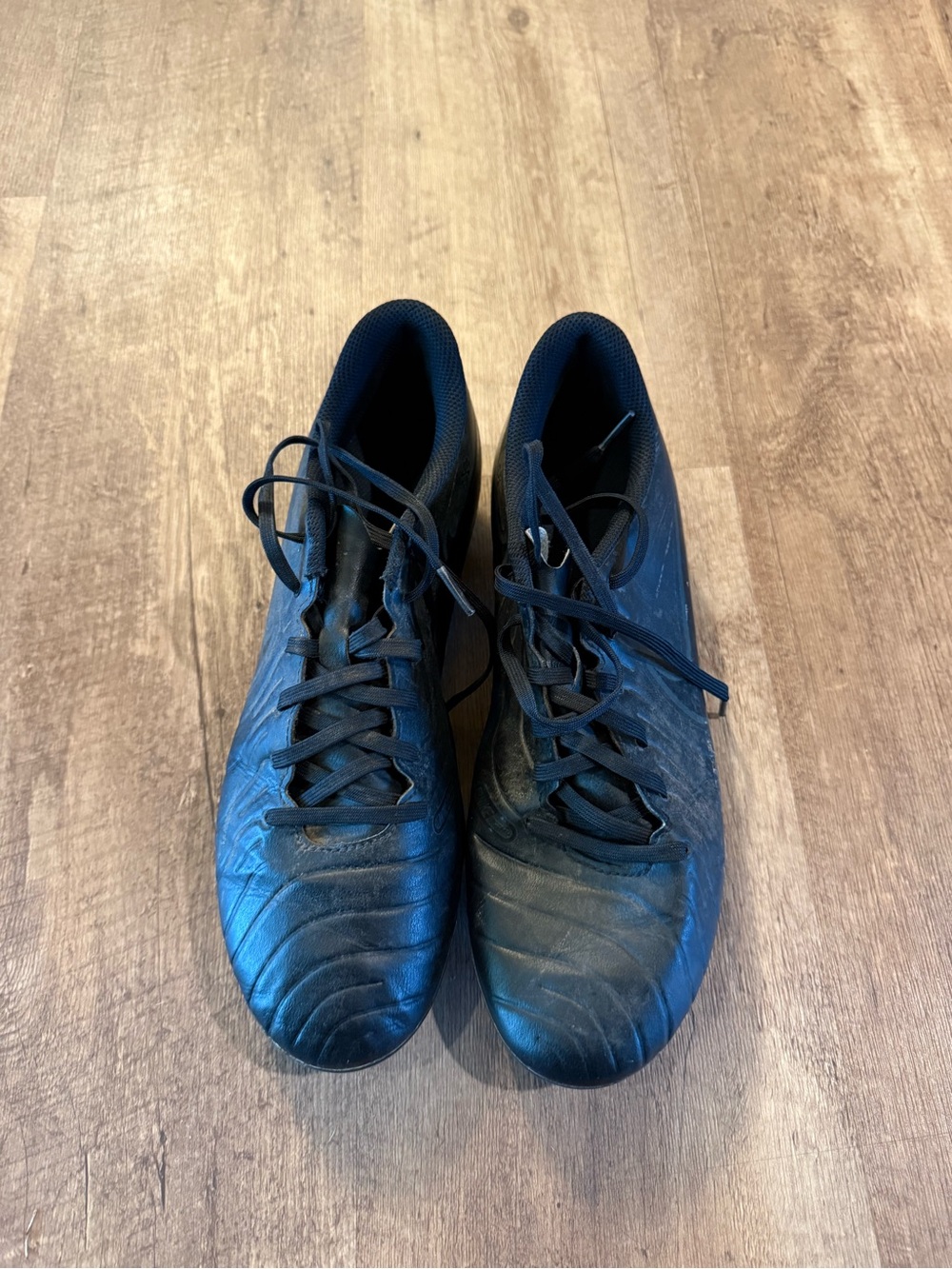 Nike Tiempo Outdoor Soccer Cleats Men’s Size 9.5 Black FG Leather